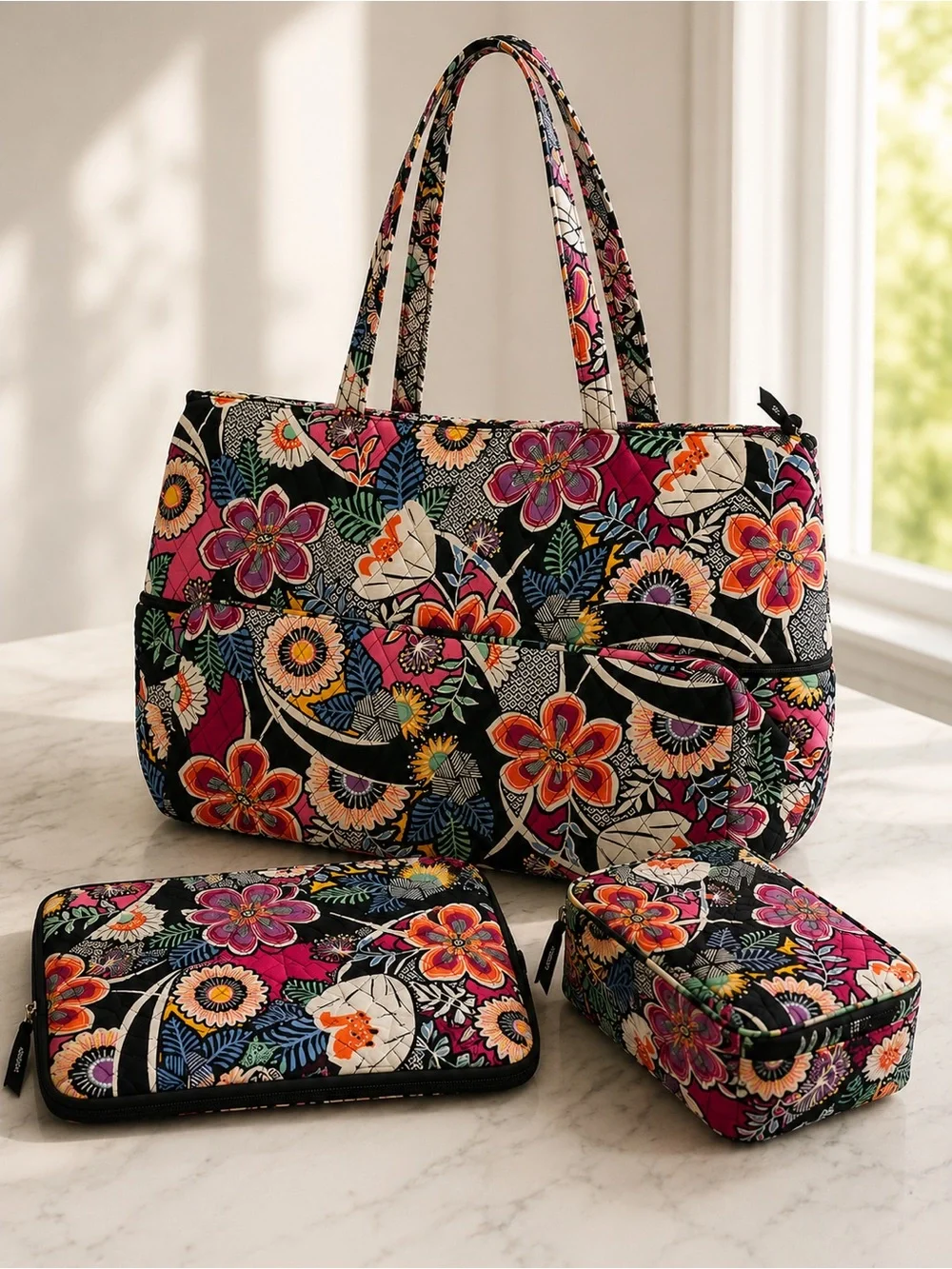 Vera Bradley Expandable Travel Bag Toiletry Case iPad Laptop Sleeve Kauai Floral